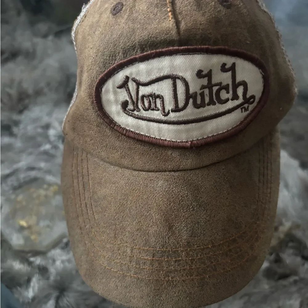 Von Dutch Cap big logo hat vintage Trucker Hat accessory head wear unisex